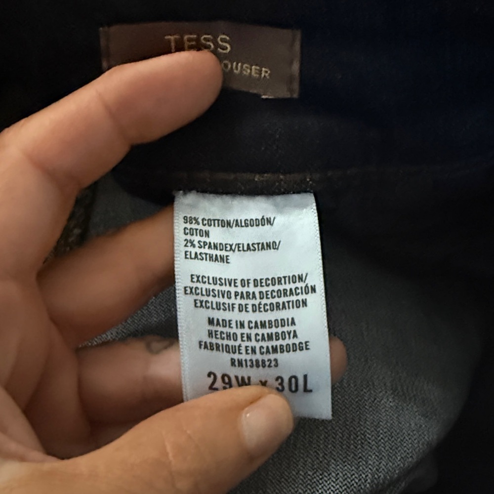 Shyanne Like New Mid Rise Trouser Jeans in Dark Wash Size 29 - Picture 6 of 6